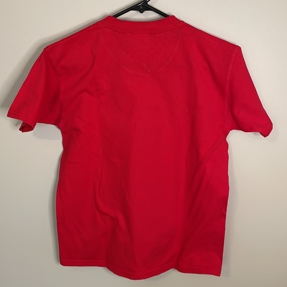 DISNEY STORE Red Mickey Mouse Short Sleeve Crewneck T-shirt 2004 Medium - Picture 5 of 7